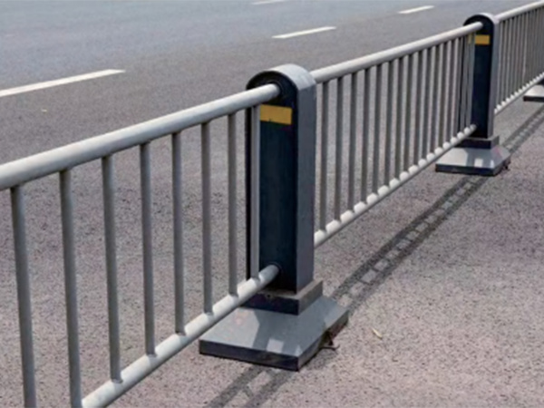 道路護(hù)欄
